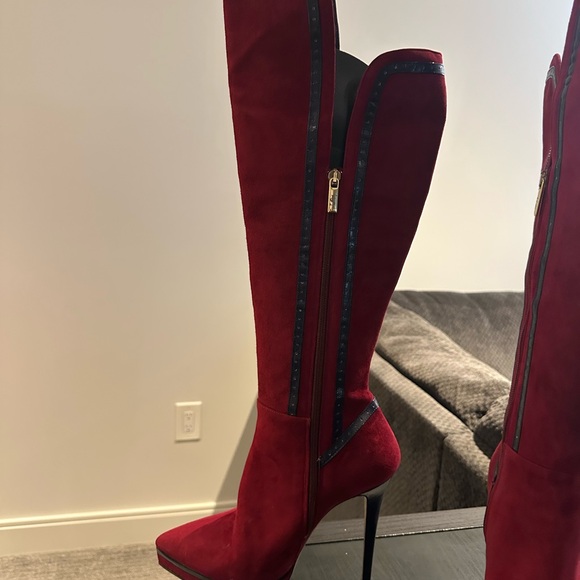 Red and Blue Knee-High Women's Boots - Picture 3 of 4